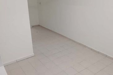 Jalan Rekamas 3/xx, Taman Rekamas 3, Simpang Renggam