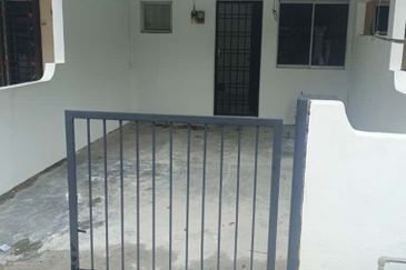 Jalan Rekamas 3/xx, Taman Rekamas 3, Simpang Renggam