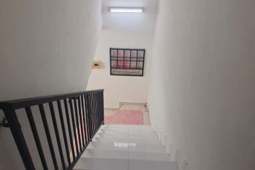 Jalan Rekamas 3/xx, Taman Rekamas 3, Simpang Renggam