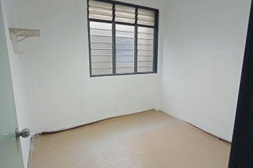 Flat Jalan Impian Indah 1, Taman Impian Indah Pontian