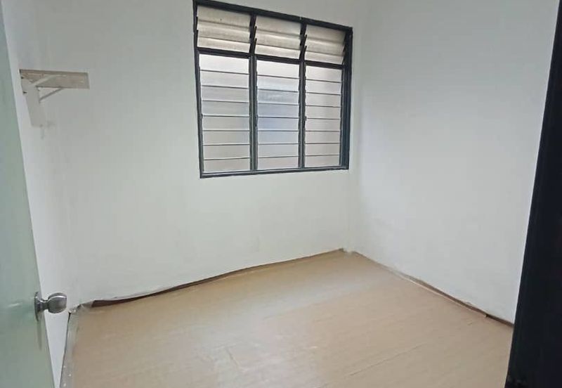 Flat Jalan Impian Indah 1, Taman Impian Indah Pontian