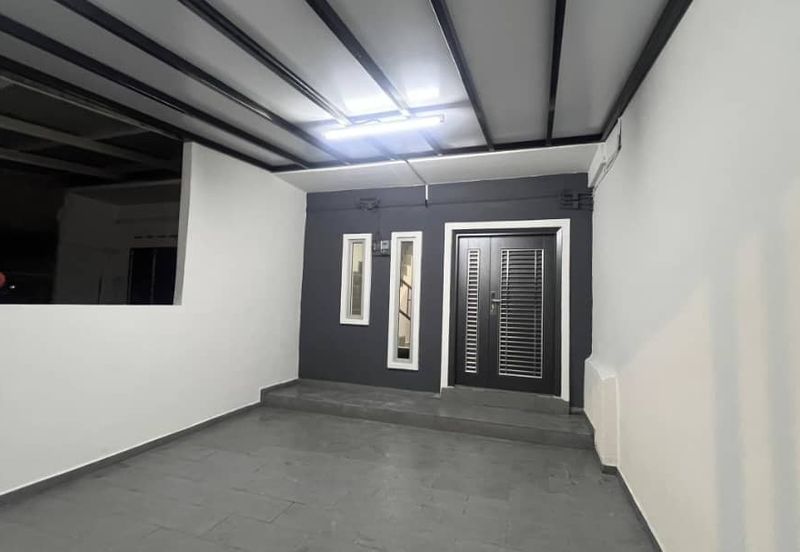 Unblock View @ Jalan Satria 9, Taman Titiwangsa, Kluang, Johor