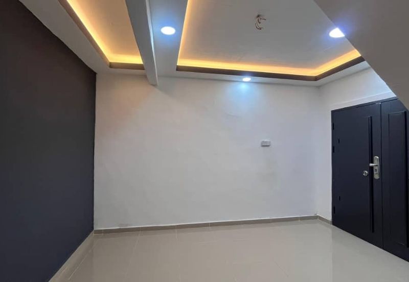 Unblock View @ Jalan Satria 9, Taman Titiwangsa, Kluang, Johor