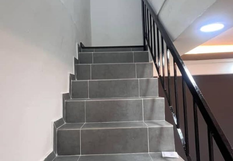 Unblock View @ Jalan Satria 9, Taman Titiwangsa, Kluang, Johor