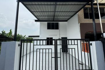 End Lot @ Jalan Kemboja, Taman Plentong Baru, Masai