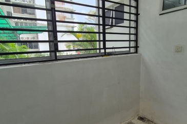 P'residen, Bandar Baru Permas Jaya