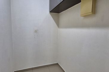 P'residen, Bandar Baru Permas Jaya