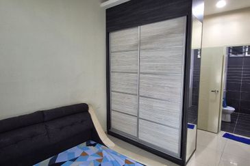 P'residen, Bandar Baru Permas Jaya