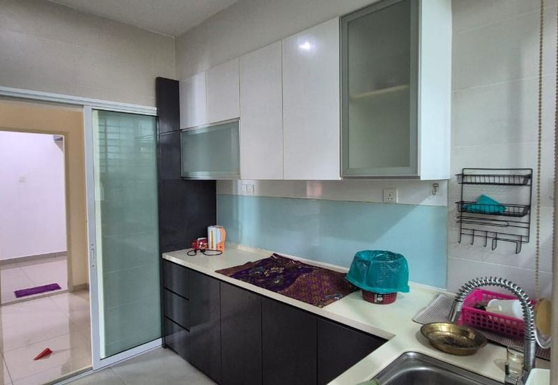 P'residen, Bandar Baru Permas Jaya