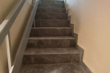 Jalan Lanjut, Taman Desa Cemerlang, Ulu Tiram