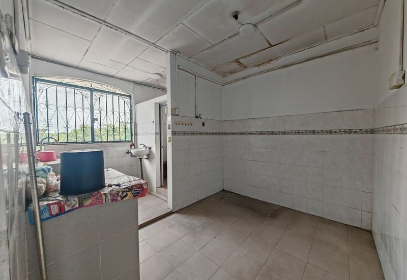 Corner Lot, Level 5 @ Flat Taman Cempaka, Tampoi 