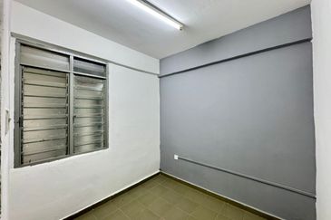 Flat Temenggong, Bandar Indahpura