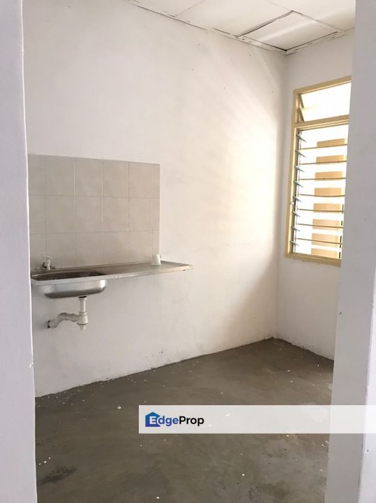 Flat Taman Mount Austin, Jalan Mutiara Emas 2/2, Johor Bahru, Johor, Johor Bahru
