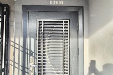 Taman Pulai Utama Flat