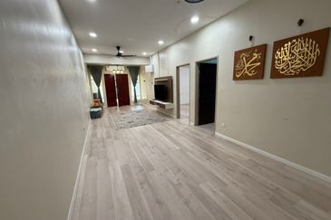 Unblock View @ Jalan Riang, Taman Nusa Damai, Pasir Gudang