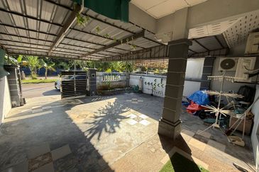 Unblock View @ Jalan Riang, Taman Nusa Damai, Pasir Gudang