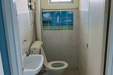 Sri Intan (Bandar Seri Alam)