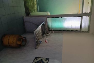 Sri Intan (Bandar Seri Alam)