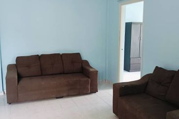 Sri Intan (Bandar Seri Alam)