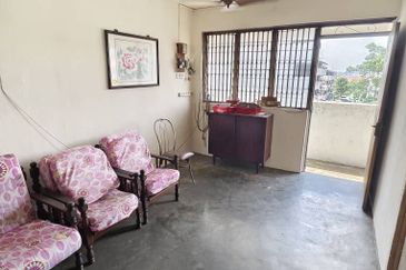 Flat Taman Ungku Tun Aminah