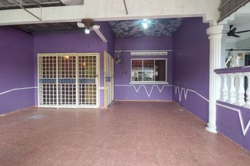 Jalan Santalia , Taman Flora Heights, Pasir Gudang