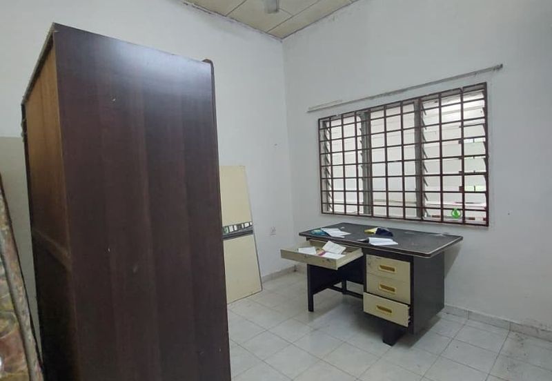 Jalan Santalia , Taman Flora Heights, Pasir Gudang