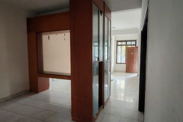 Unblock View @ Jalan Bayu 18, Bandar Seri Alam, Masai