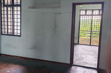 Unblock View @ Jalan Bayu 18, Bandar Seri Alam, Masai