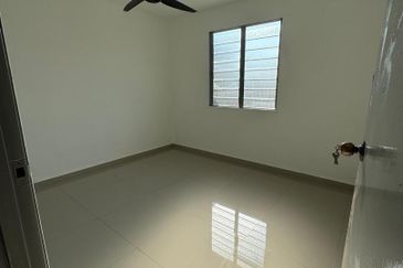 Taman Ria, Simpang Renggam