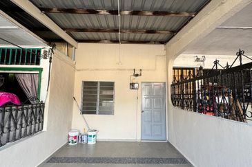 Taman Ria, Simpang Renggam