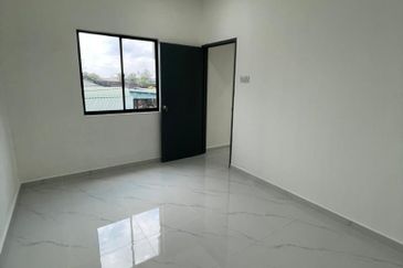 Corner Lot @ Taman Bertuah Satu, Kluang