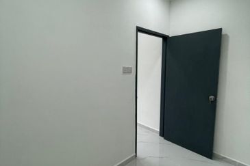 Corner Lot @ Taman Bertuah Satu, Kluang