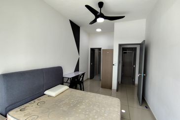 Meridin Bayvue Apartment