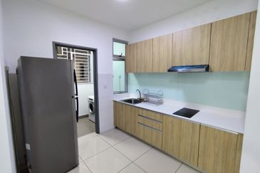 Meridin Bayvue Apartment