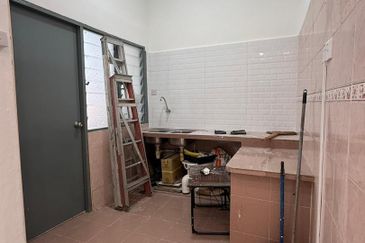 Taman Pulai Utama Flat