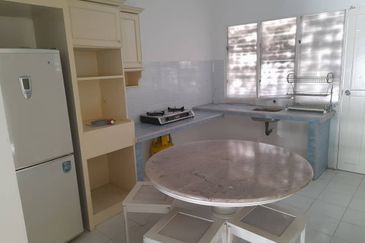 Menglembu Impiana Adril, Menglembu, Ipoh, Perak