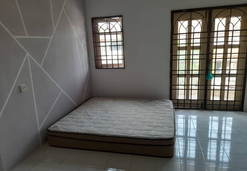 Menglembu Impiana Adril, Menglembu, Ipoh, Perak