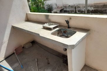 Menglembu Impiana Adril, Menglembu, Ipoh, Perak