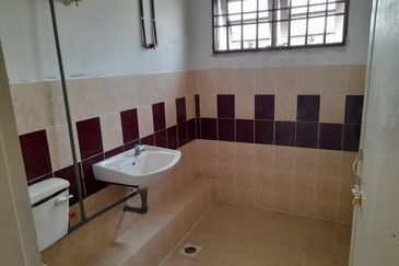 Menglembu Impiana Adril, Menglembu, Ipoh, Perak