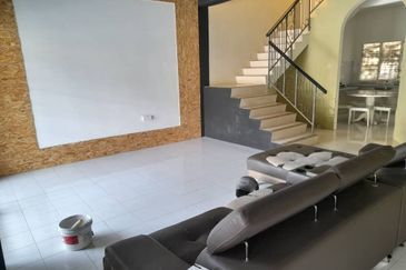 Menglembu Impiana Adril, Menglembu, Ipoh, Perak