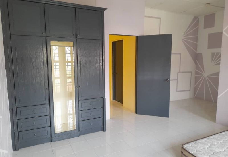 Menglembu Impiana Adril, Menglembu, Ipoh, Perak