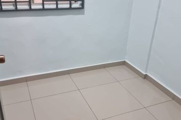 Pangsapuri Jasa, Mutiara Rini