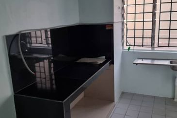 Pangsapuri Jasa, Mutiara Rini