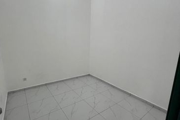 Fully Renovated @ Jalan Pulai Mesra 14, Kangkar Pulai