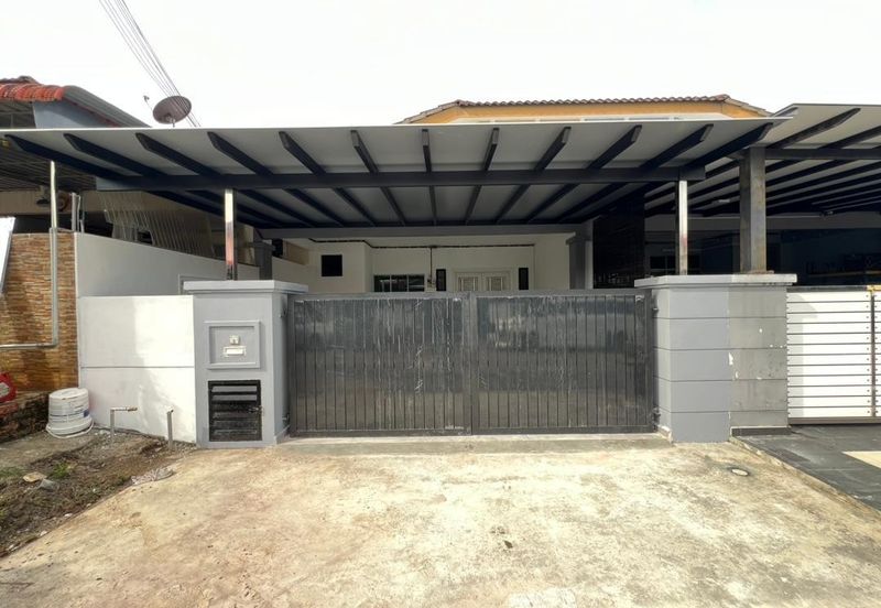 Fully Renovated @ Jalan Pulai Mesra 14, Kangkar Pulai