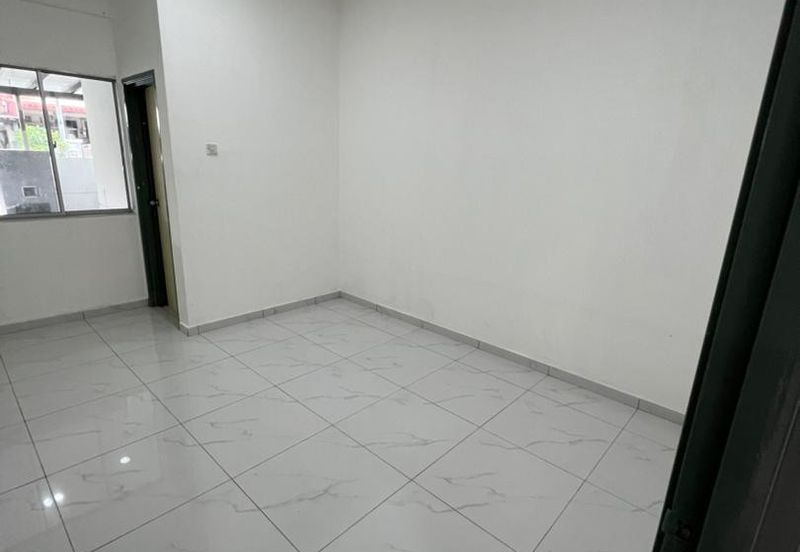 Fully Renovated @ Jalan Pulai Mesra 14, Kangkar Pulai