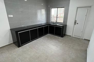 Fully Renovated @ Jalan Pulai Mesra 14, Kangkar Pulai