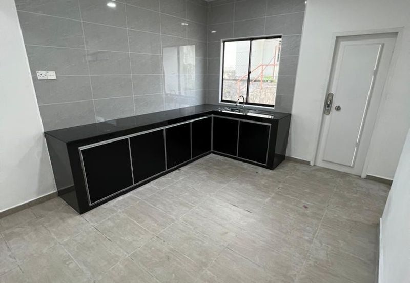 Fully Renovated @ Jalan Pulai Mesra 14, Kangkar Pulai