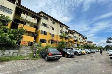 Flat Bandar Selesa Jaya
