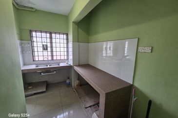 Pangsapuri Jasa, Mutiara Rini